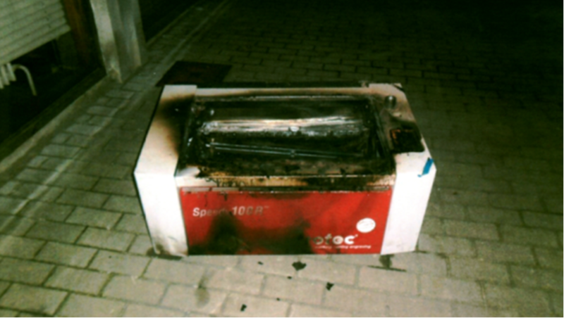 Datei:Ausgebrannter-Lasercutter.png